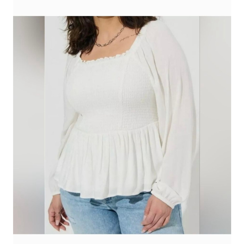 Torrid White Size 2X fairytale Renaissance smocked milkmaid cottage core blouse - Picture 2 of 8